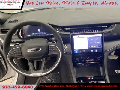 2027 Jeep Grand Cherokee Laredo X