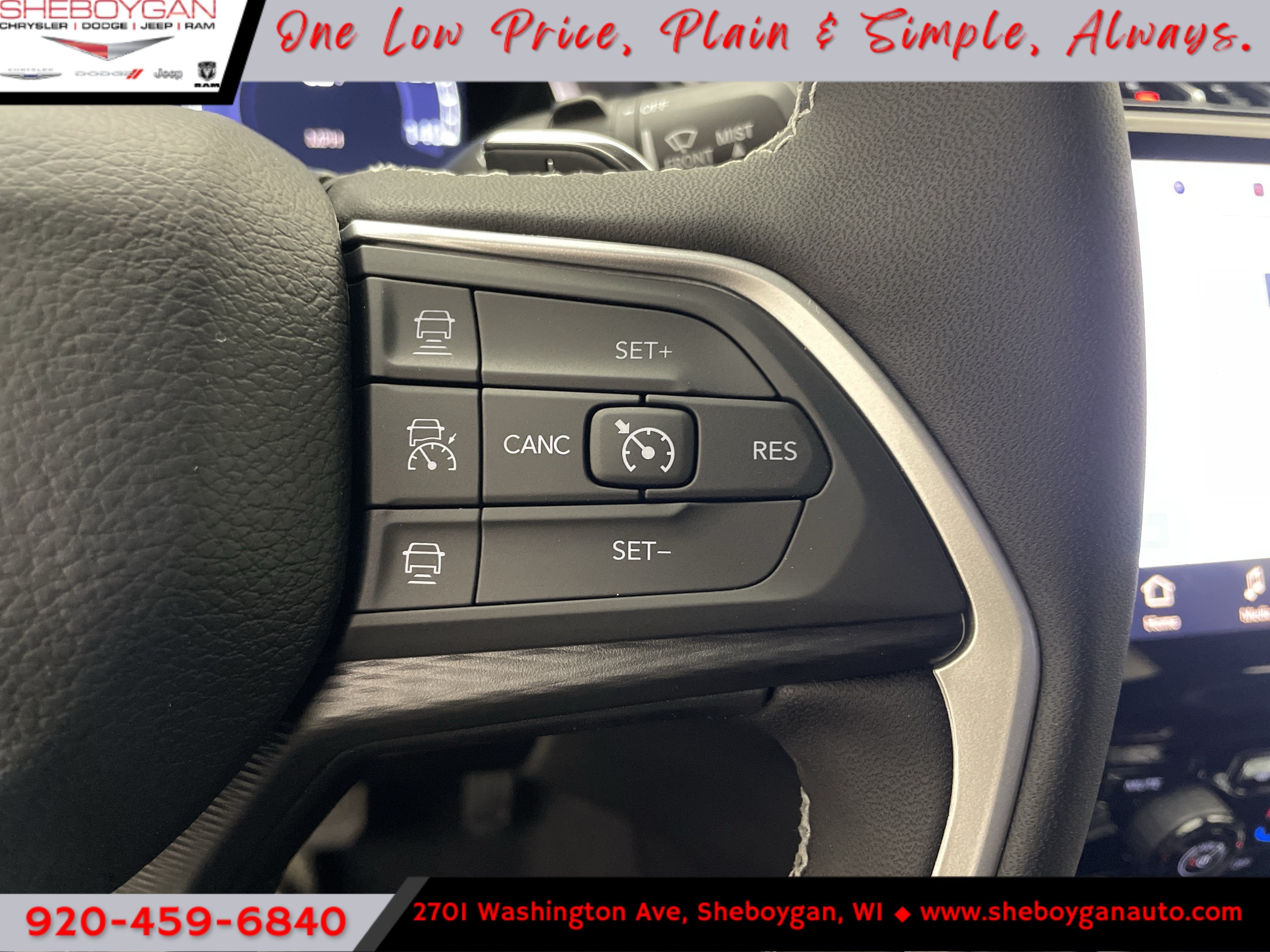 2027 Jeep Grand Cherokee GRAND CHEROKEE LAREDO X 4X4
