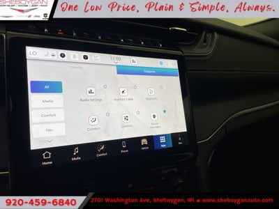 2027 Jeep Grand Cherokee GRAND CHEROKEE LAREDO X 4X4