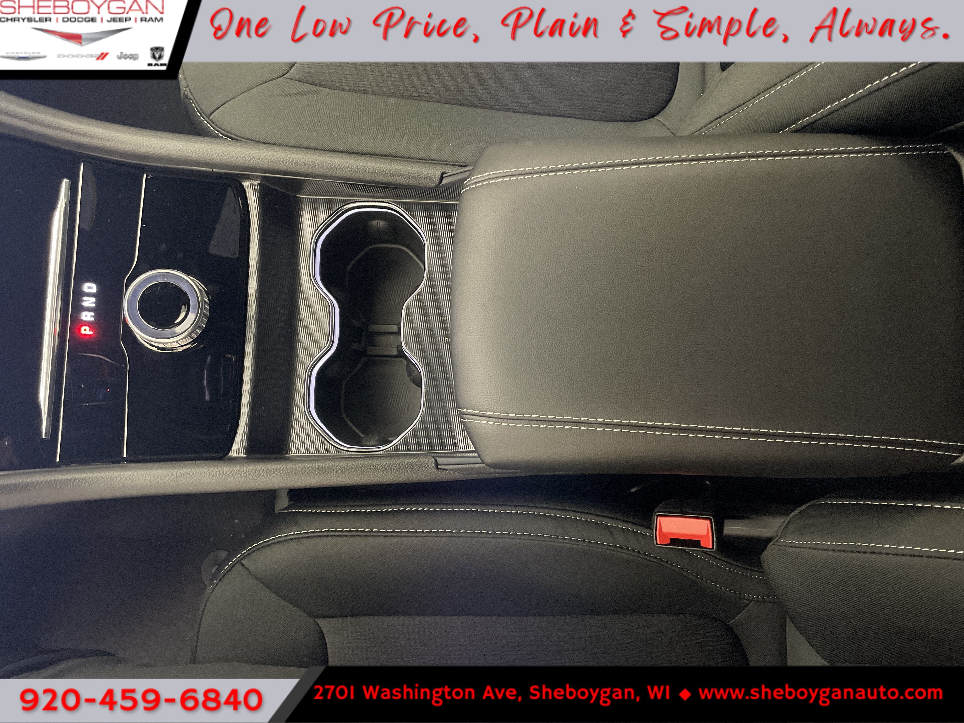 2027 Jeep Grand Cherokee GRAND CHEROKEE LAREDO X 4X4