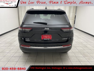 2027 Jeep Grand Cherokee GRAND CHEROKEE LAREDO X 4X4