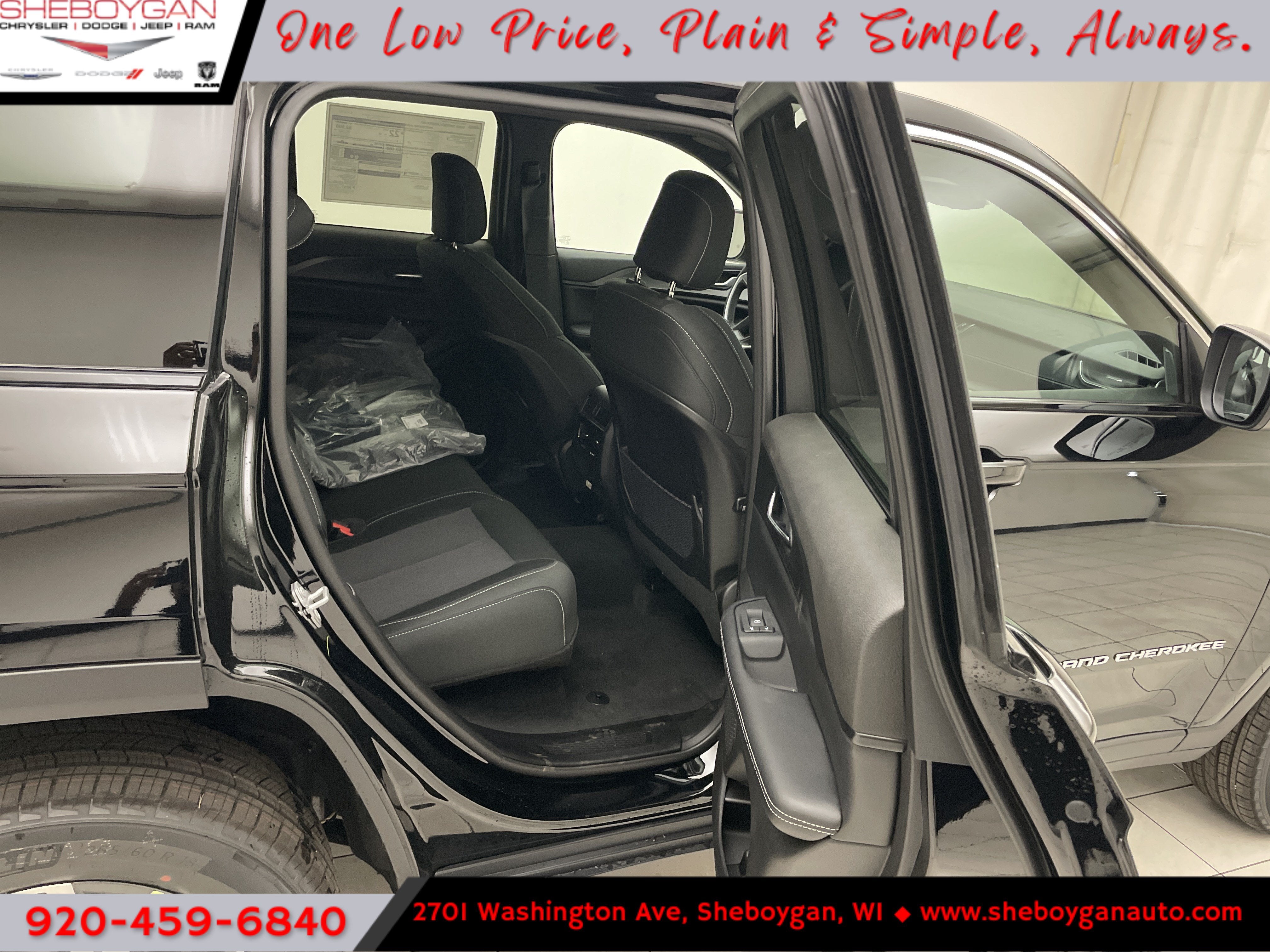 2027 Jeep Grand Cherokee GRAND CHEROKEE LAREDO X 4X4