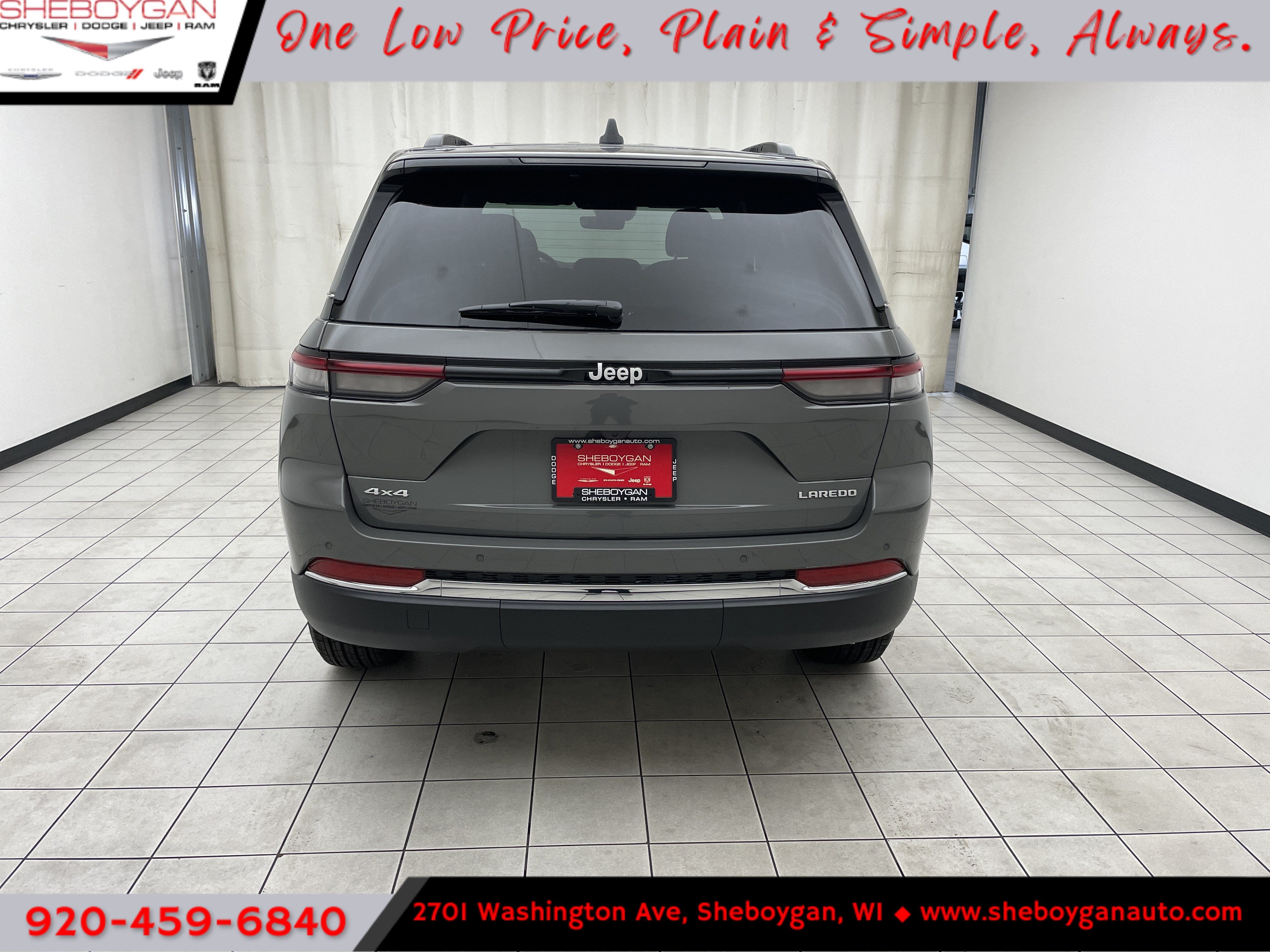 2027 Jeep Grand Cherokee GRAND CHEROKEE LAREDO X 4X4