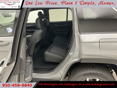 2027 Jeep Grand Cherokee GRAND CHEROKEE LAREDO X 4X4