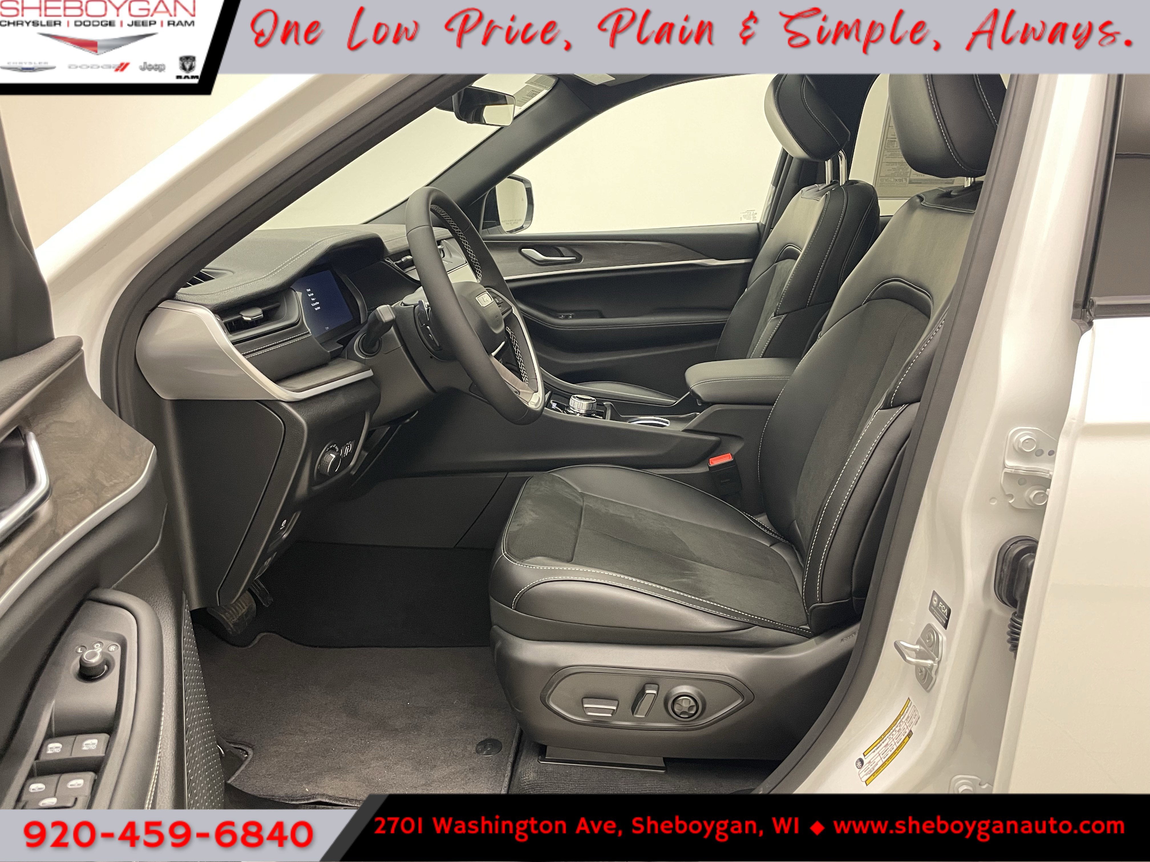 2026 Jeep Grand Cherokee GRAND CHEROKEE LAREDO ALTITUDE 4X4