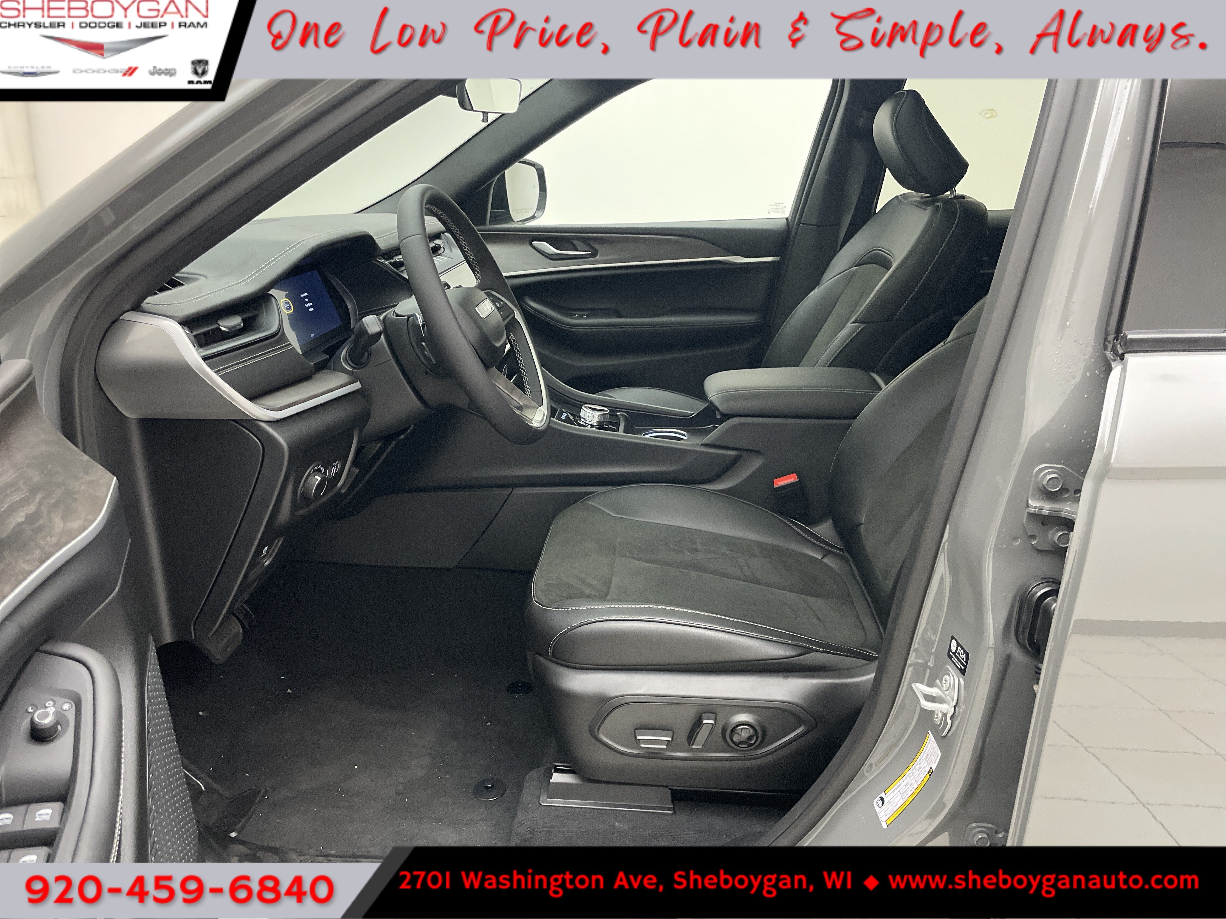 2027 Jeep Grand Cherokee Laredo Altitude