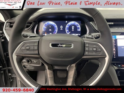 2027 Jeep Grand Cherokee Laredo Altitude