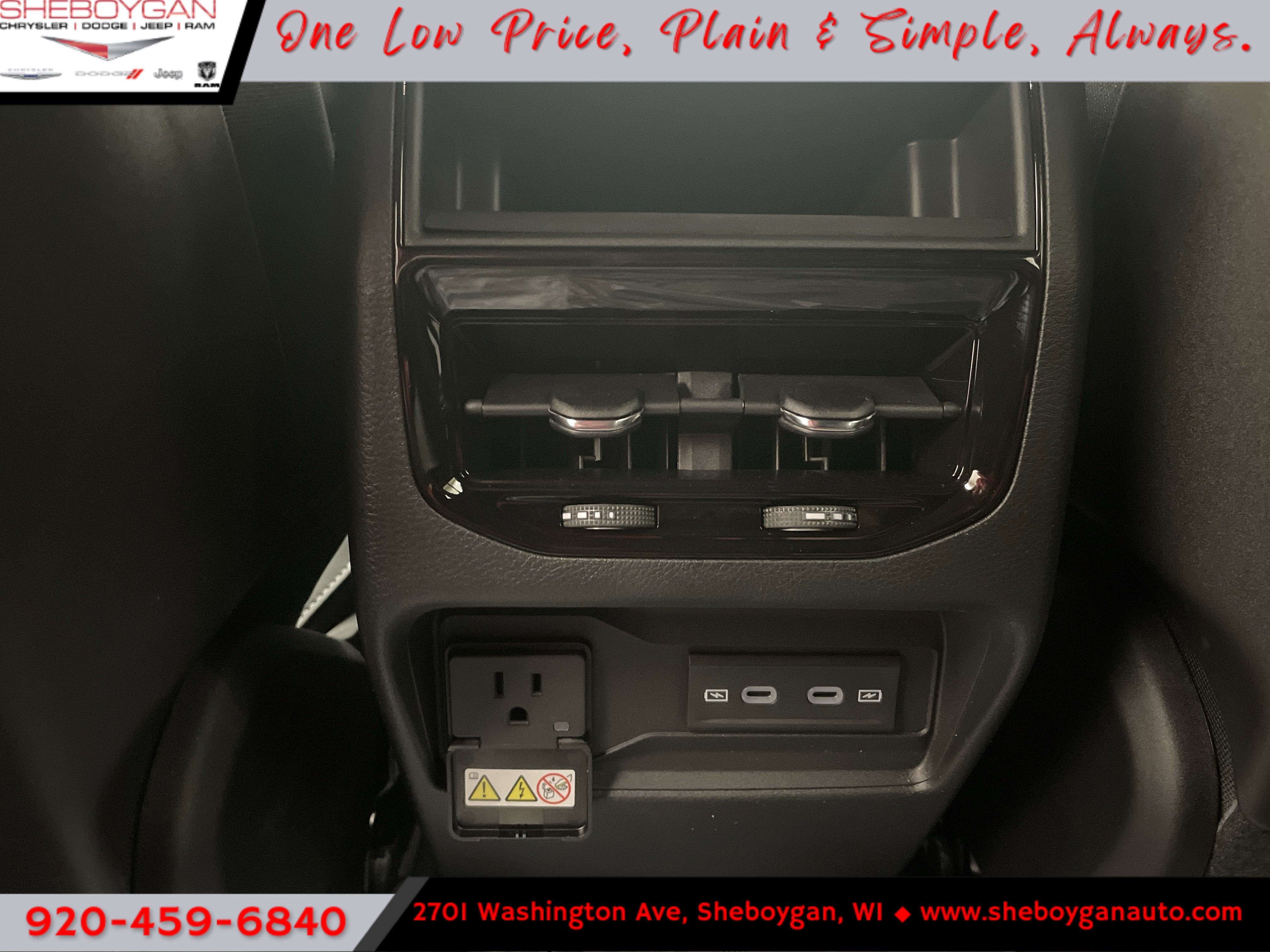 2026 Jeep Grand Cherokee GRAND CHEROKEE LAREDO ALTITUDE 4X4