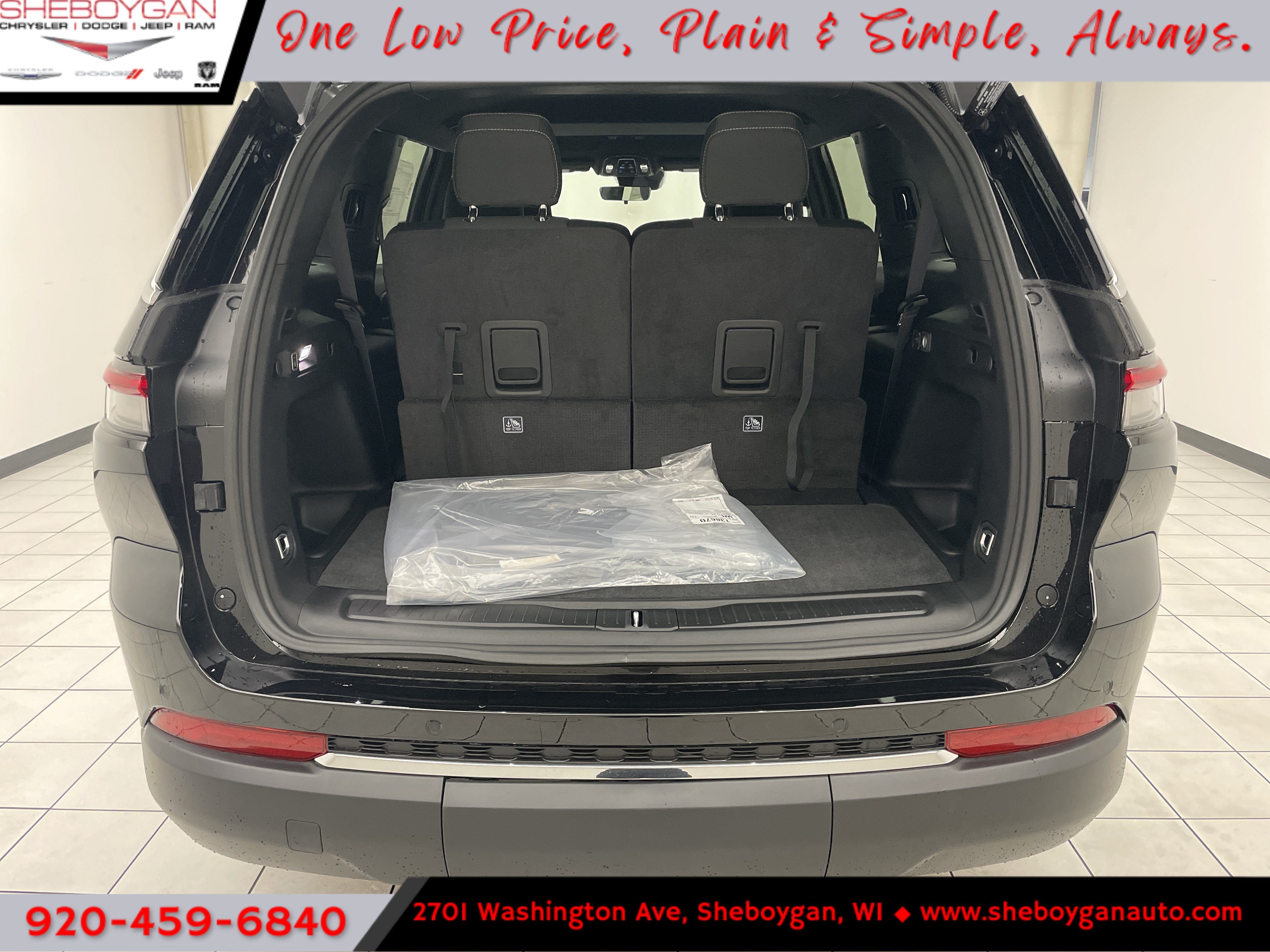 2026 Jeep Grand Cherokee GRAND CHEROKEE L LAREDO X 4X4