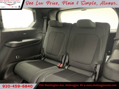 2026 Jeep Grand Cherokee GRAND CHEROKEE L LAREDO X 4X4