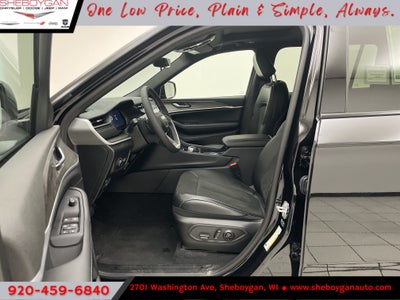 2027 Jeep Grand Cherokee GRAND CHEROKEE L LAREDO ALTITUDE 4X4