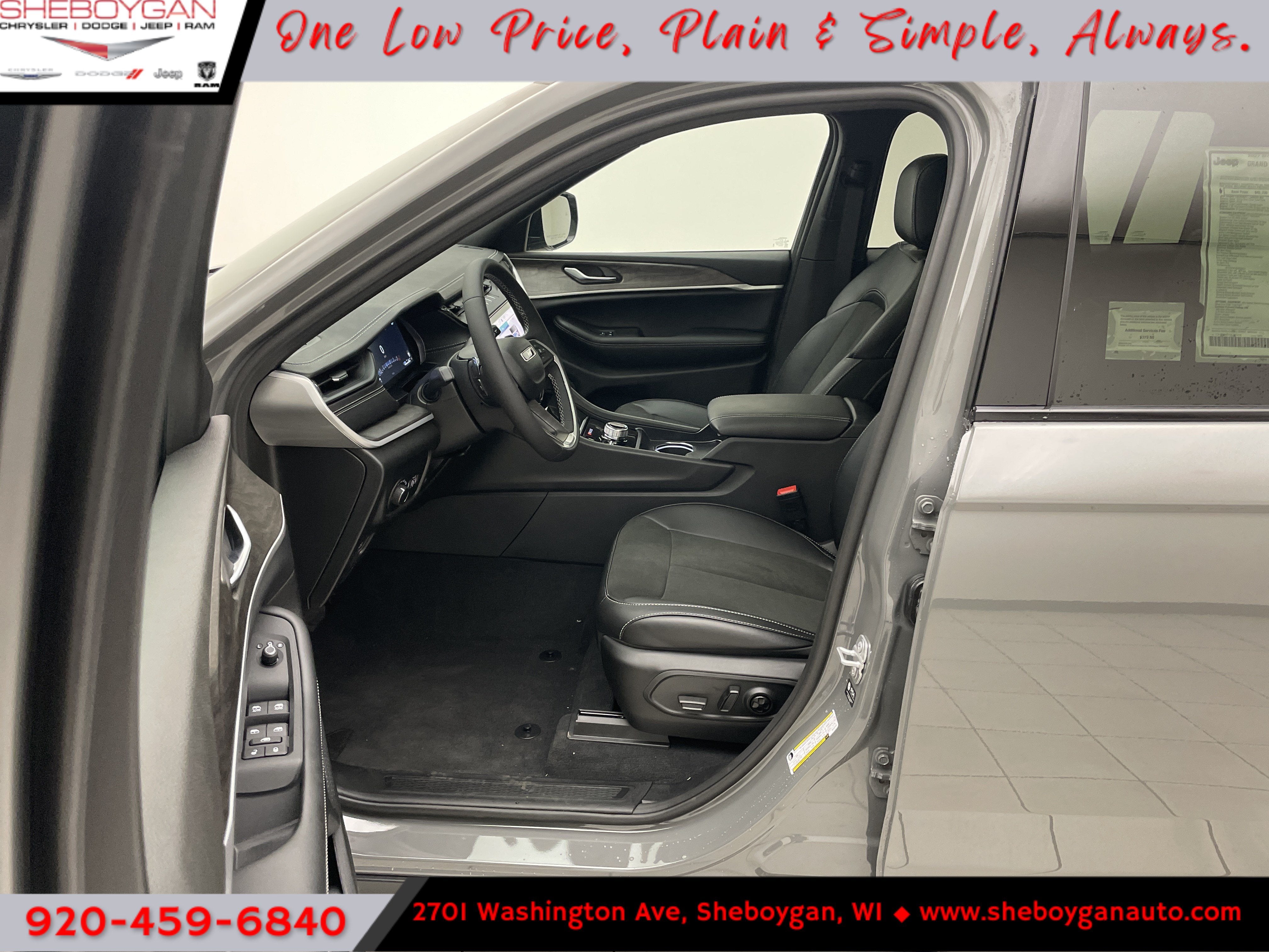 2027 Jeep Grand Cherokee GRAND CHEROKEE L LAREDO ALTITUDE 4X4