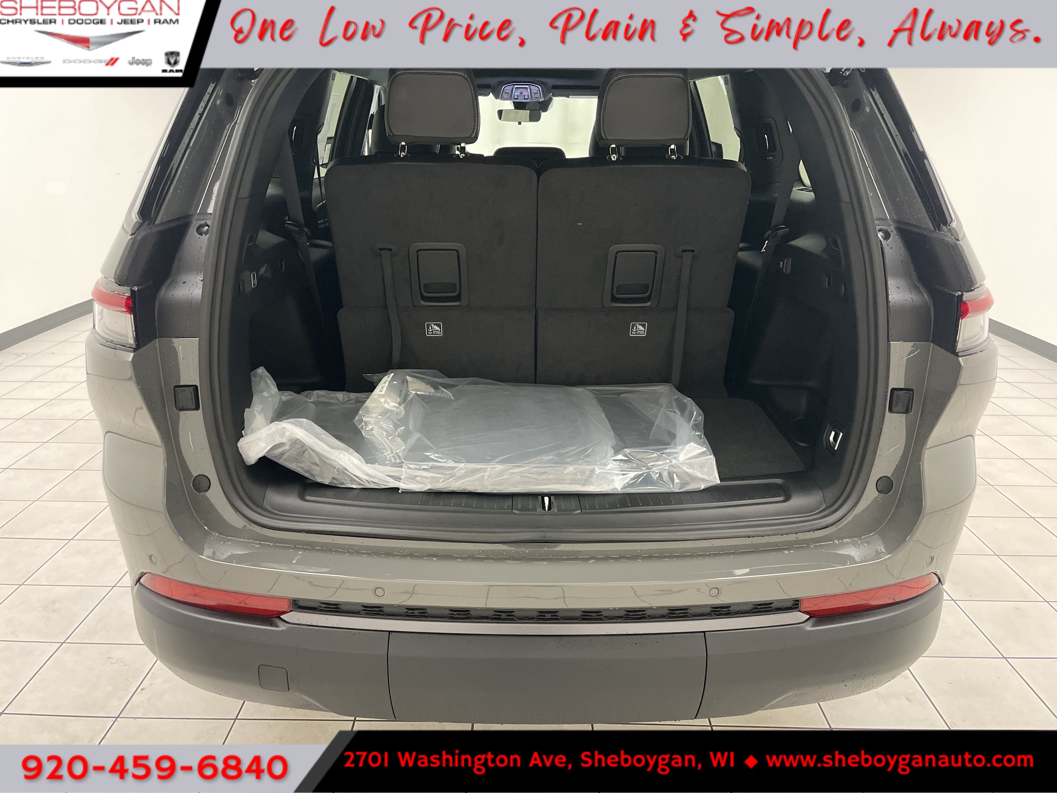 2027 Jeep Grand Cherokee GRAND CHEROKEE L LAREDO ALTITUDE 4X4
