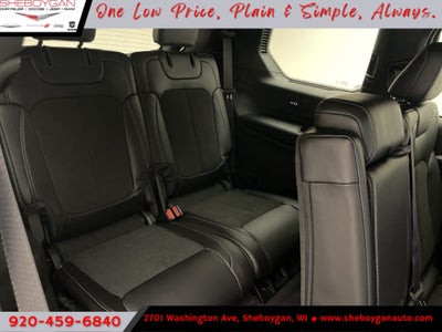 2027 Jeep Grand Cherokee GRAND CHEROKEE L LAREDO ALTITUDE 4X4