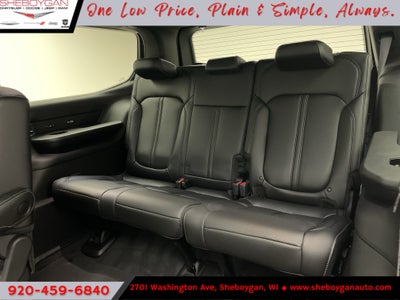 2026 Jeep Grand Wagoneer 4x4
