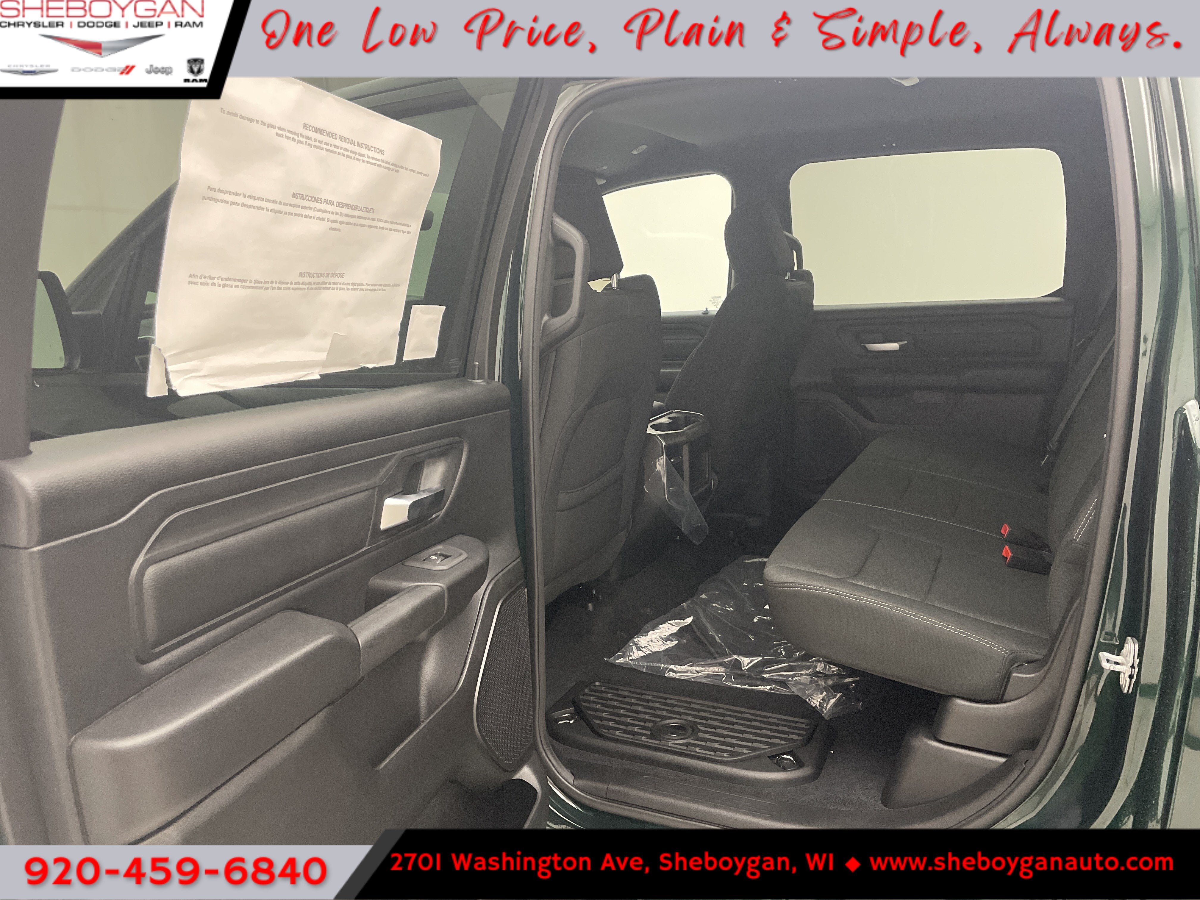 2026 RAM Ram 1500 RAM 1500 EXPRESS CREW CAB 4X4 5'7' BOX