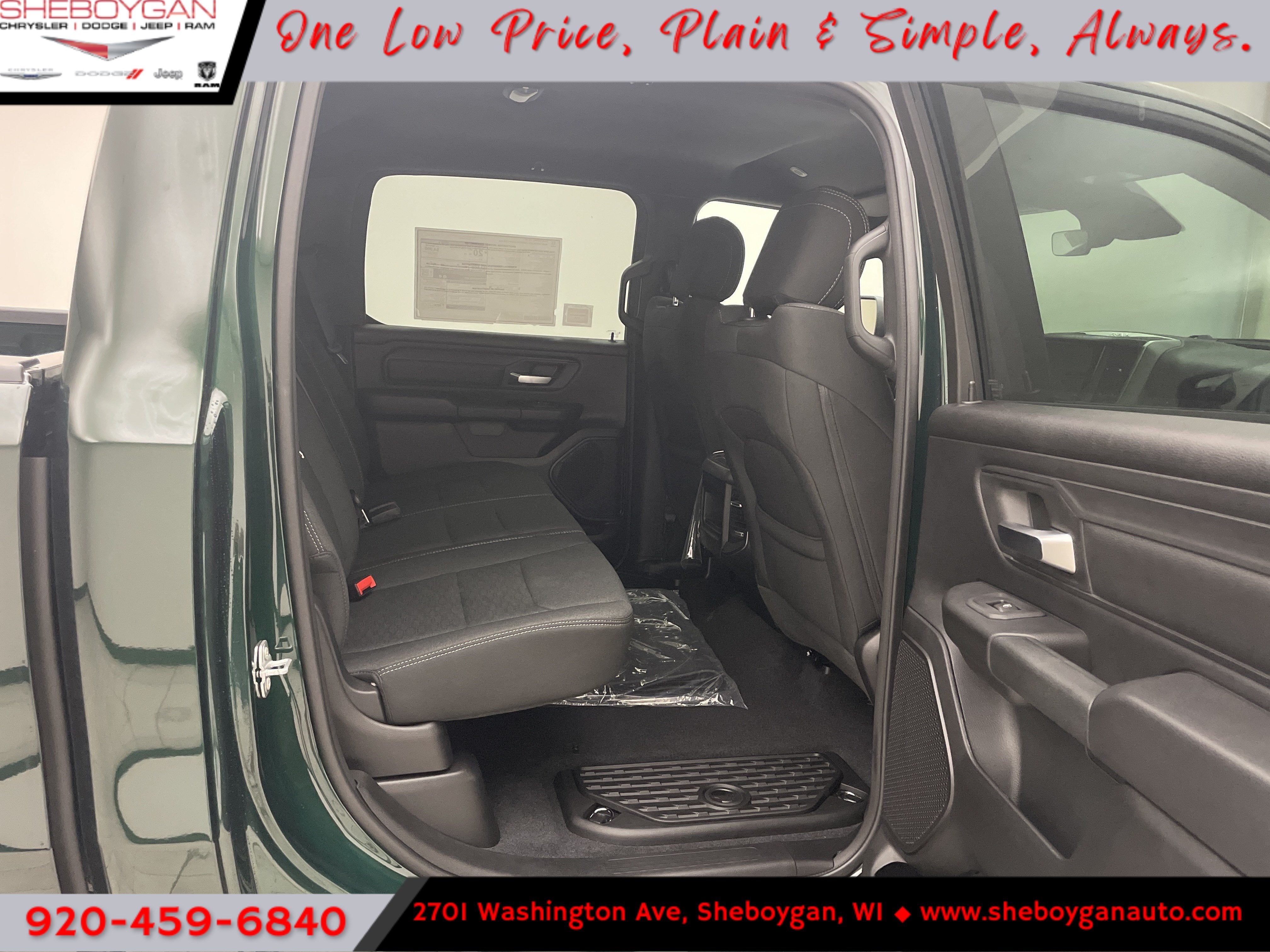2026 RAM Ram 1500 RAM 1500 EXPRESS CREW CAB 4X4 5'7' BOX