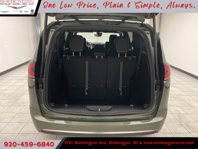 2027 Chrysler Pacifica PACIFICA SELECT