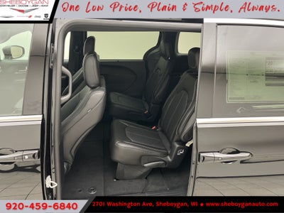 2027 Chrysler Pacifica PACIFICA SELECT AWD