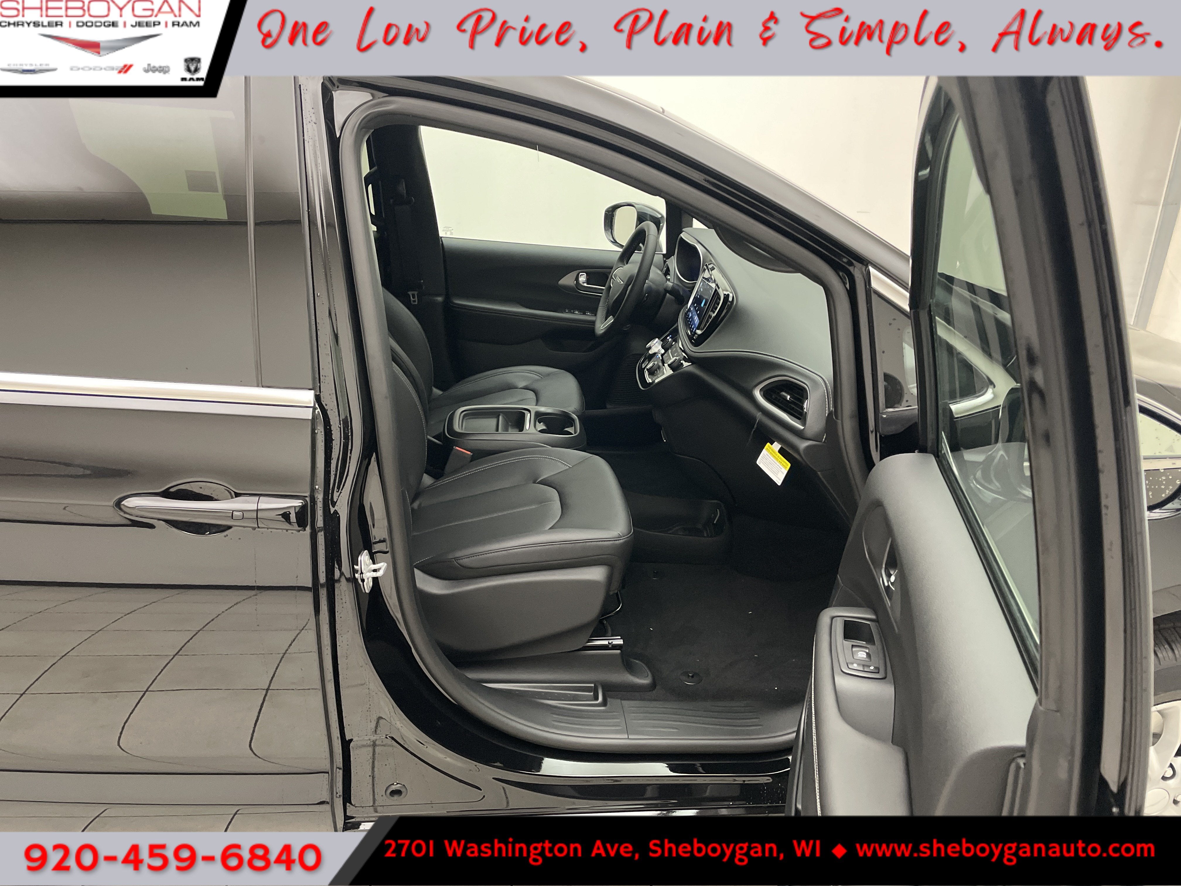 2027 Chrysler Pacifica PACIFICA SELECT AWD