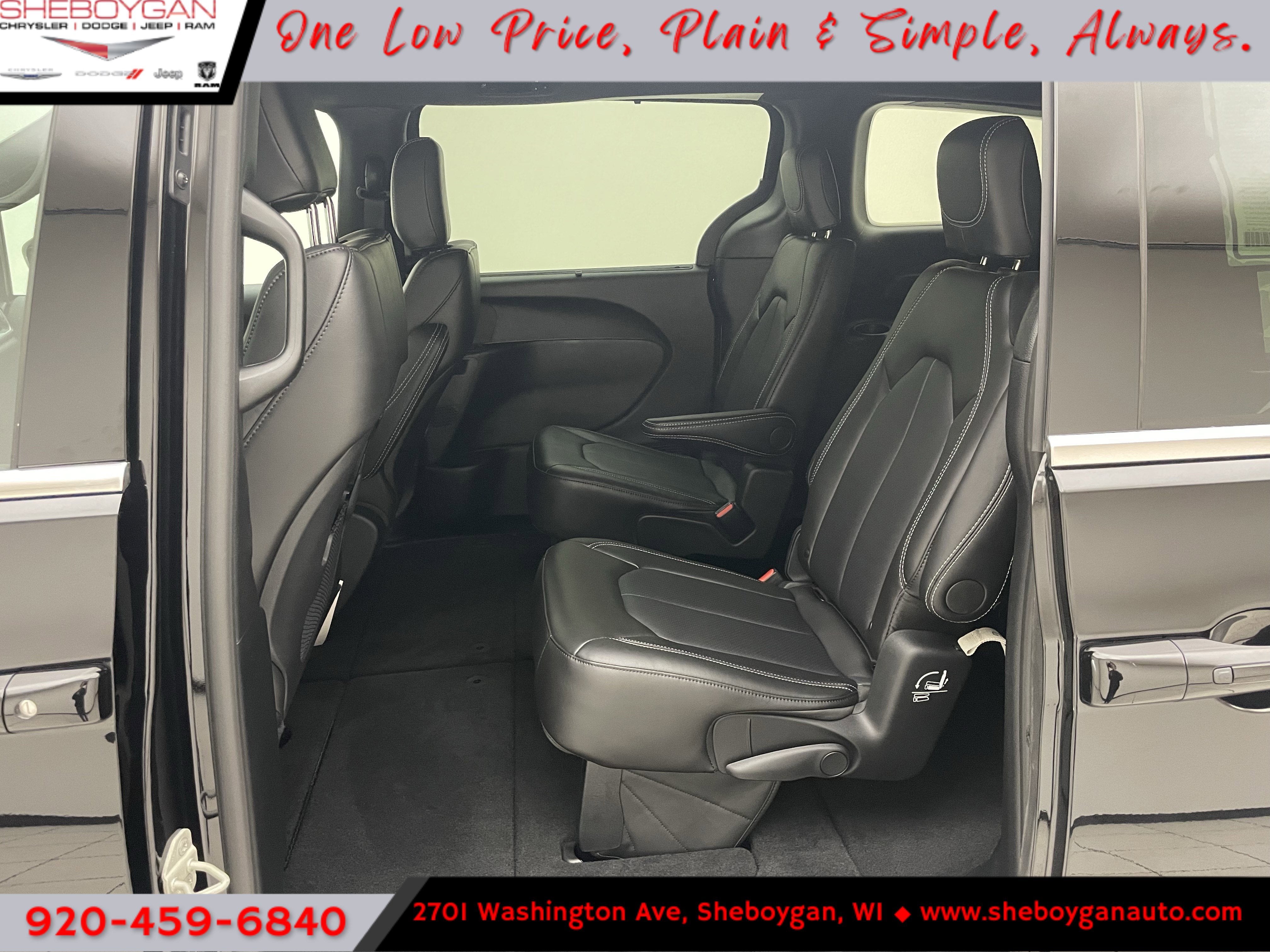 2026 Chrysler Pacifica PACIFICA SELECT AWD