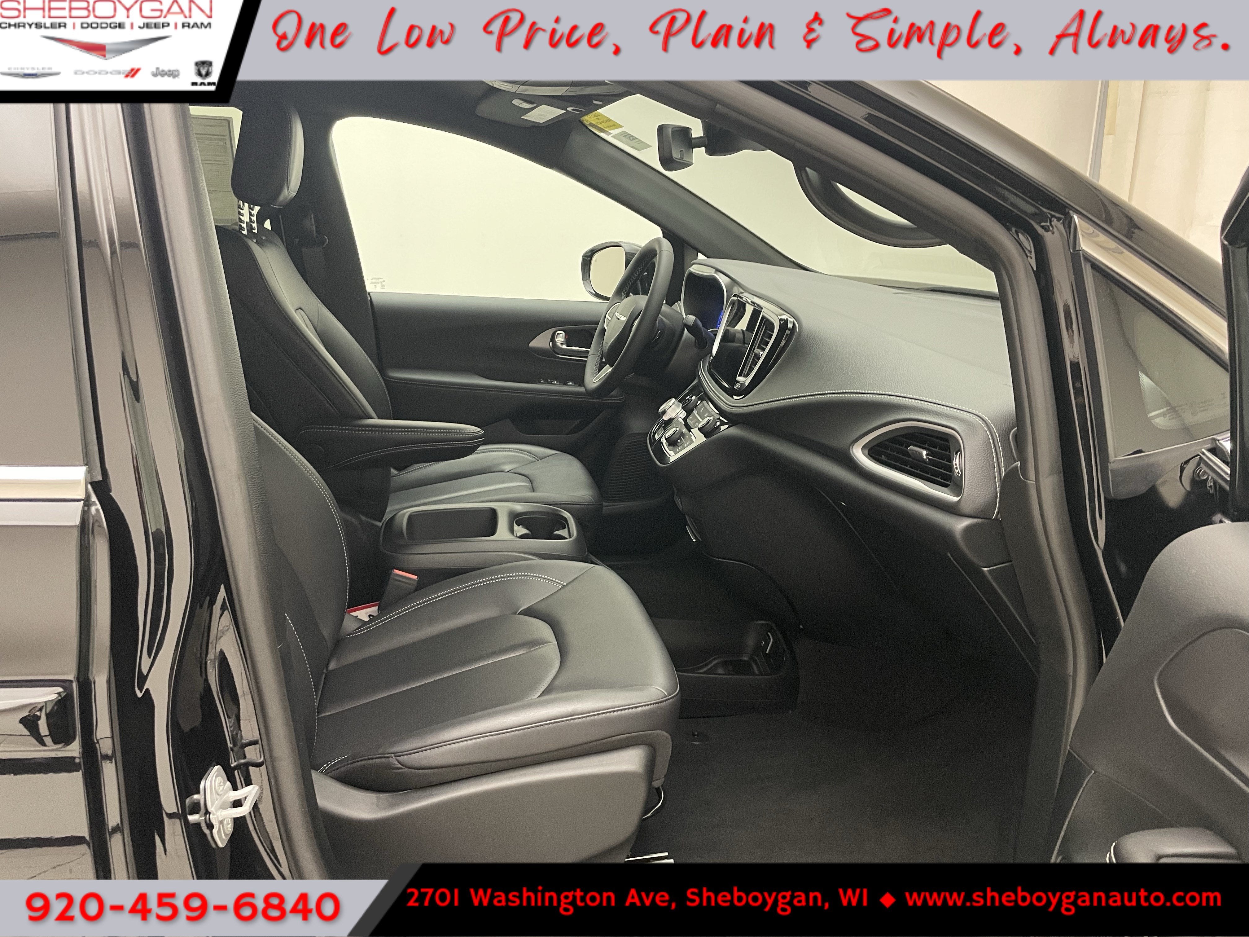 2026 Chrysler Pacifica PACIFICA SELECT AWD