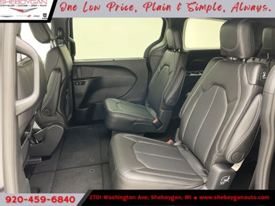 2026 Chrysler Pacifica PACIFICA SELECT AWD