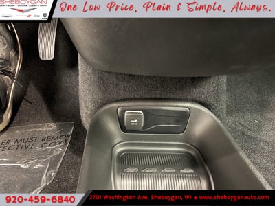 2027 Chrysler Pacifica PACIFICA SELECT AWD