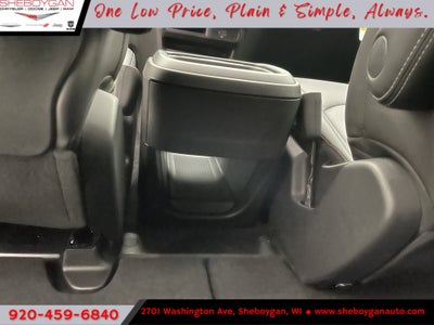 2027 Chrysler Pacifica PACIFICA SELECT AWD