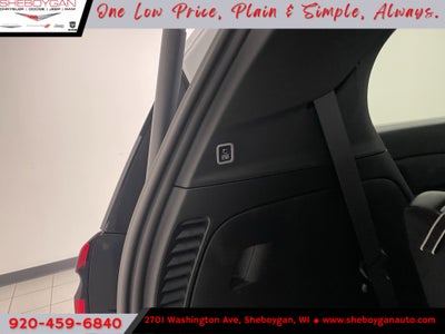 2027 Chrysler Pacifica PACIFICA SELECT AWD