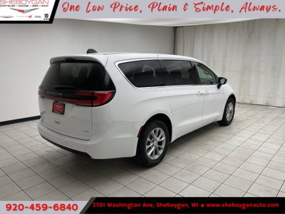 2027 Chrysler Pacifica PACIFICA SELECT AWD