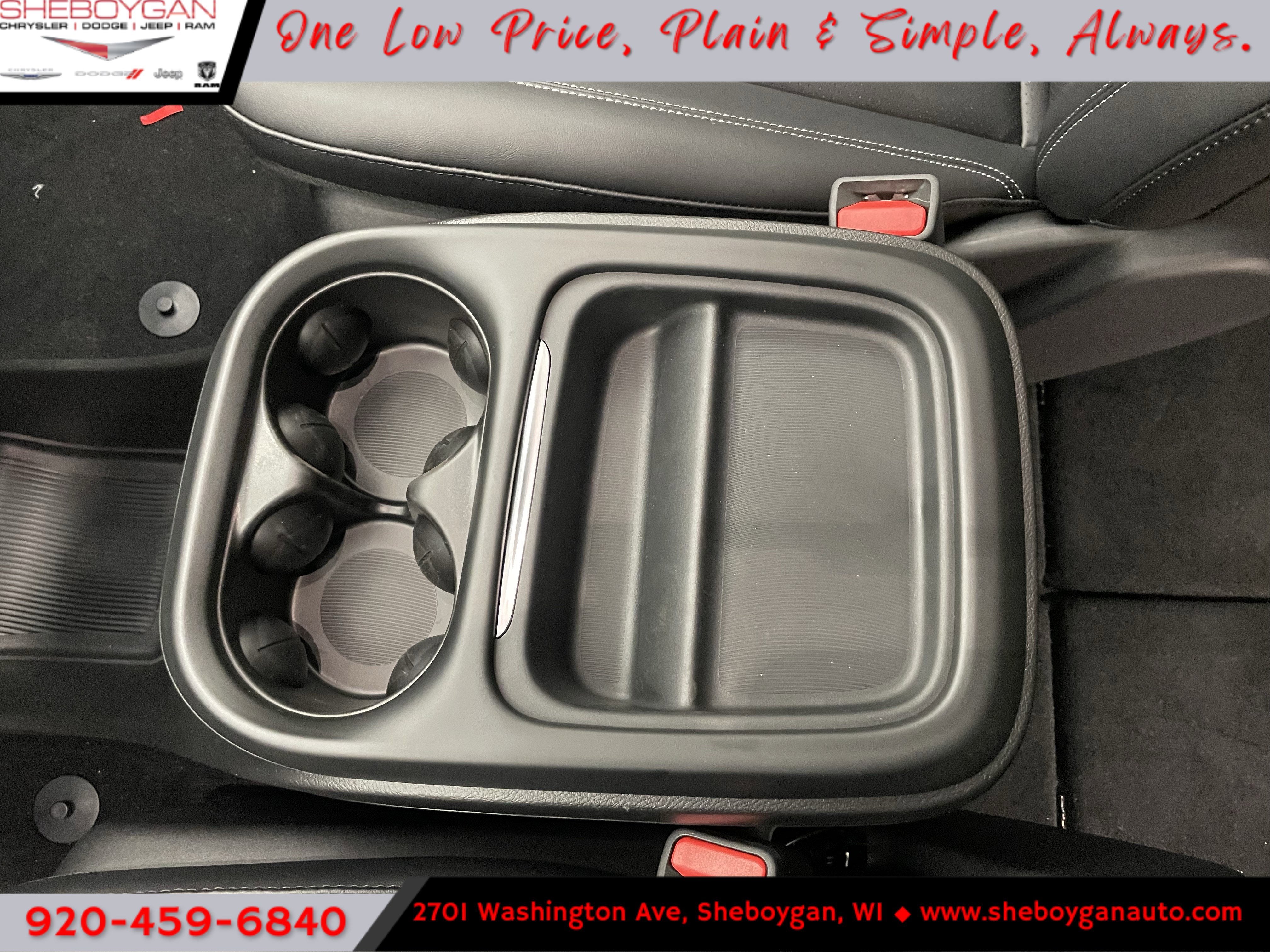 2027 Chrysler Pacifica PACIFICA SELECT AWD