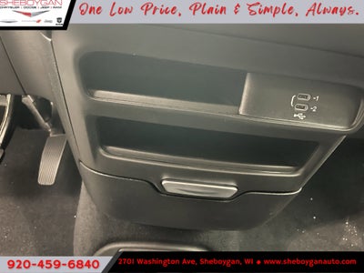 2027 Chrysler Pacifica PACIFICA SELECT AWD
