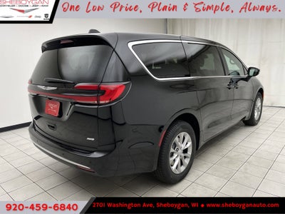 2026 Chrysler Pacifica PACIFICA SELECT AWD