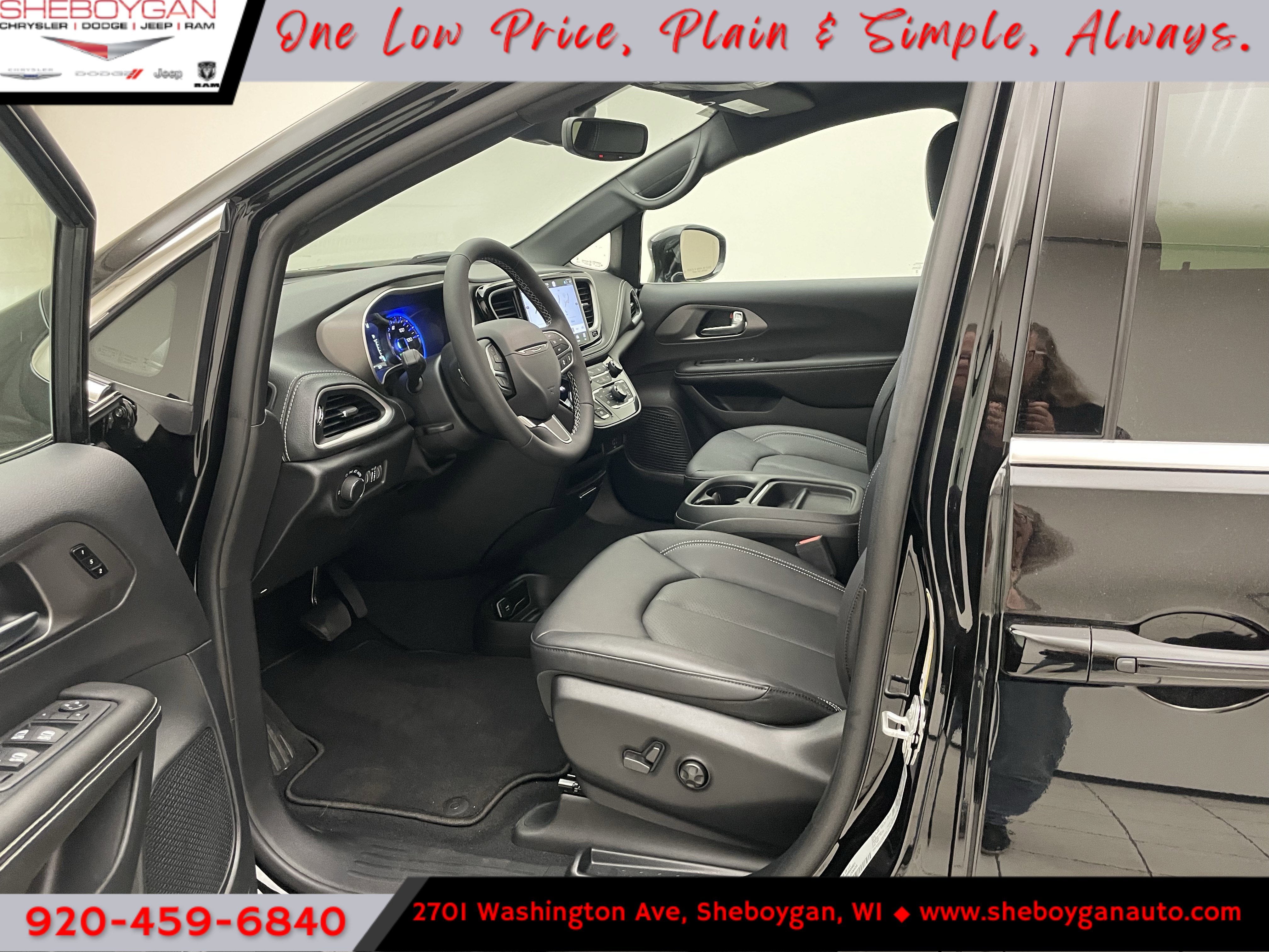 2027 Chrysler Pacifica PACIFICA SELECT AWD
