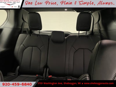 2027 Chrysler Pacifica PACIFICA SELECT AWD