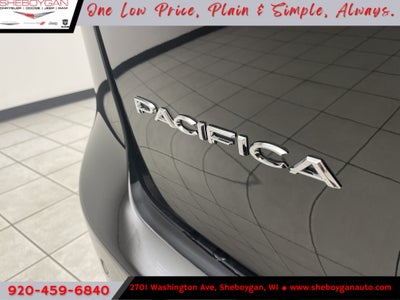 2027 Chrysler Pacifica PACIFICA SELECT AWD