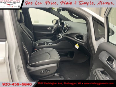 2026 Chrysler Pacifica PACIFICA LIMITED AWD