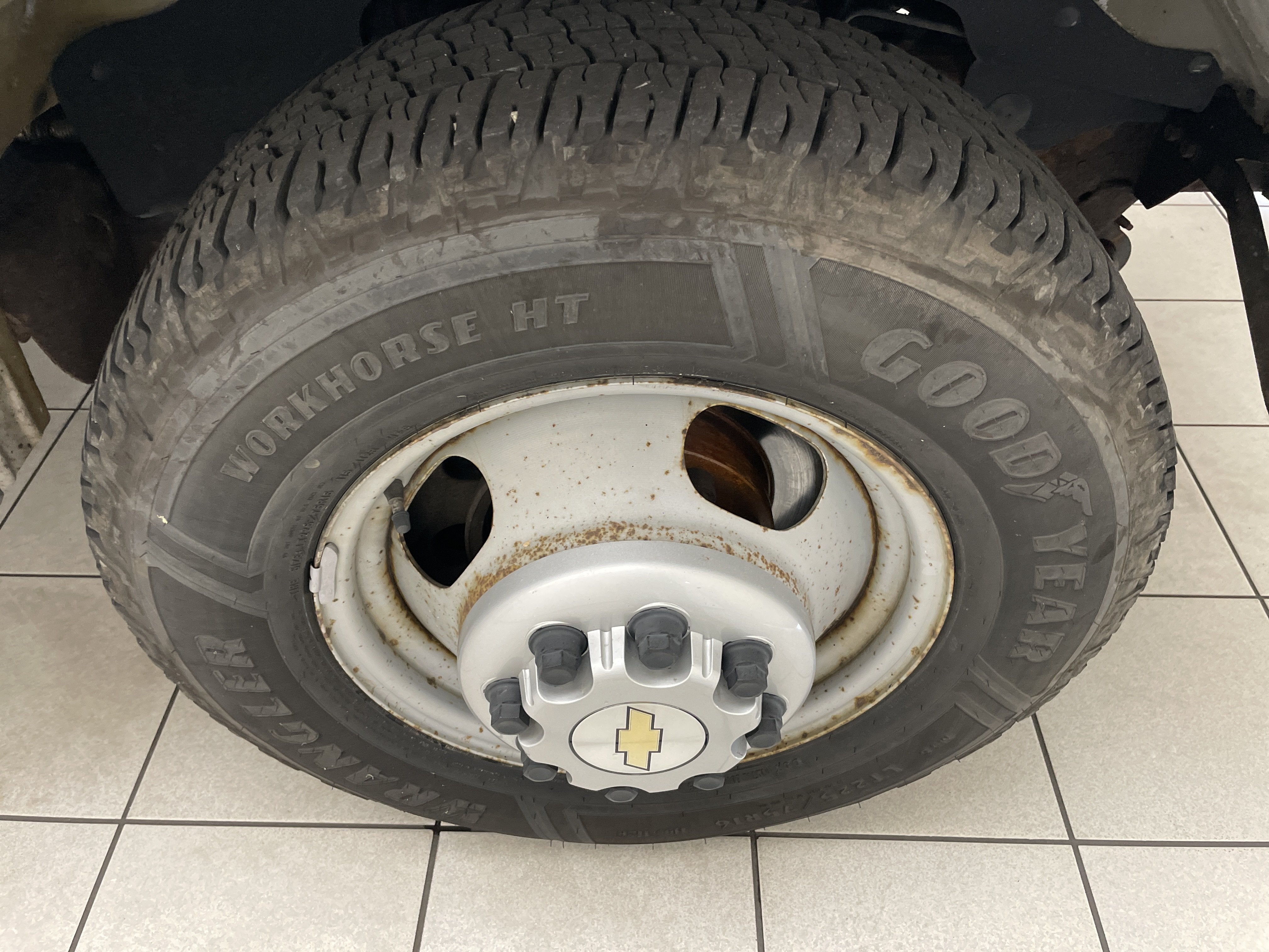2014 Chevrolet Express Cutaway 3500 3500