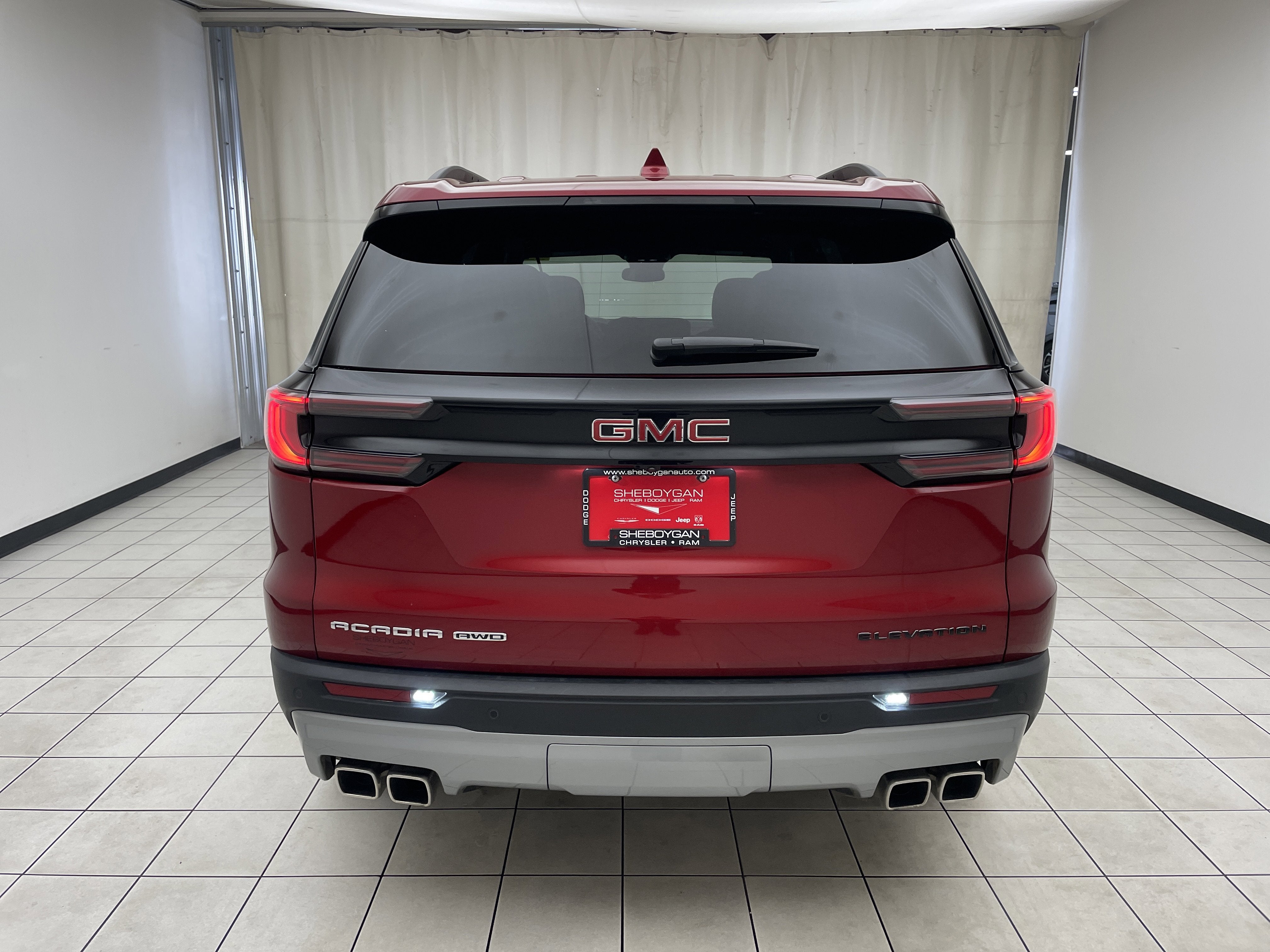 2024 GMC Acadia Elevation