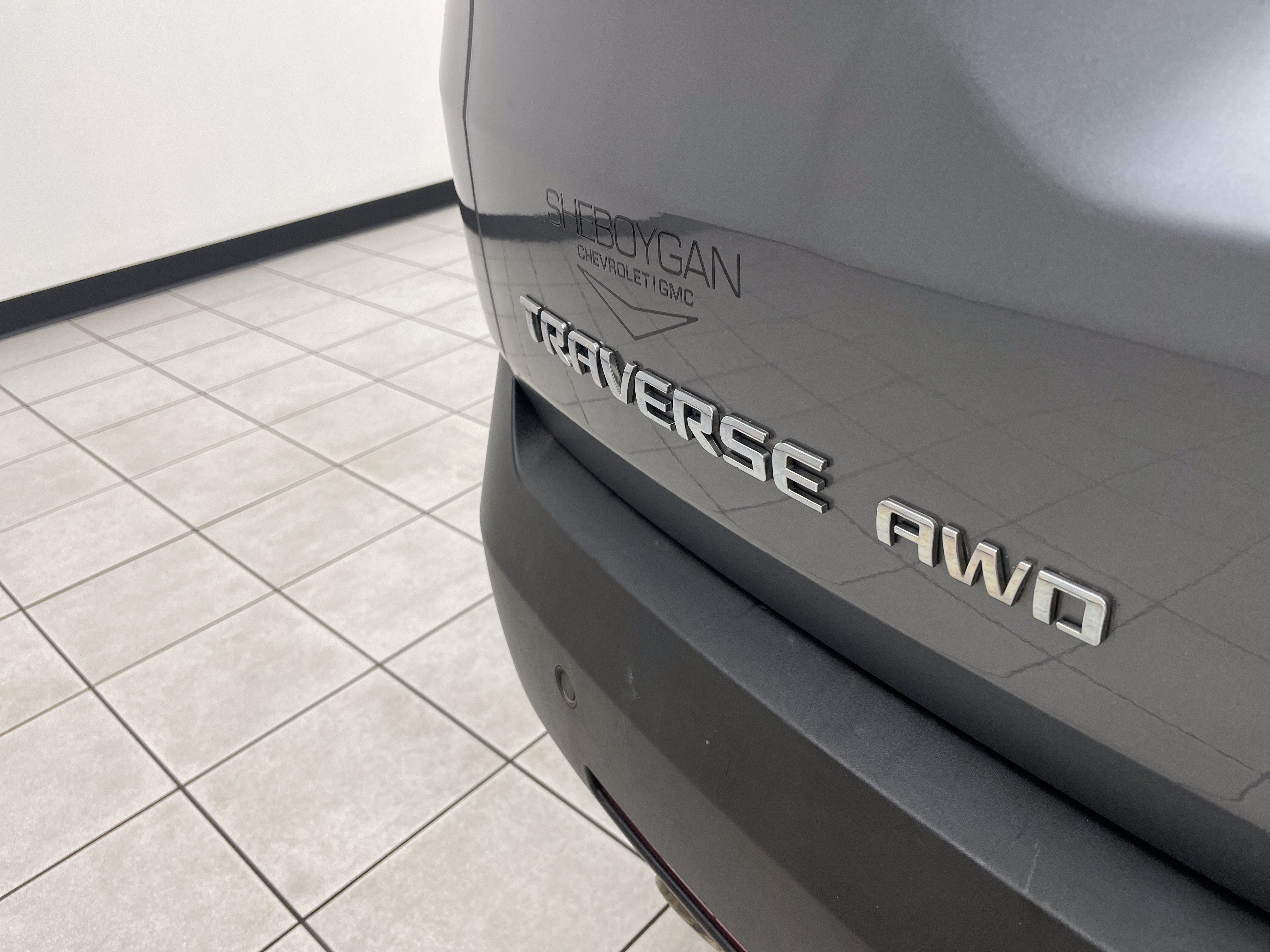 2020 Chevrolet Traverse LT Cloth