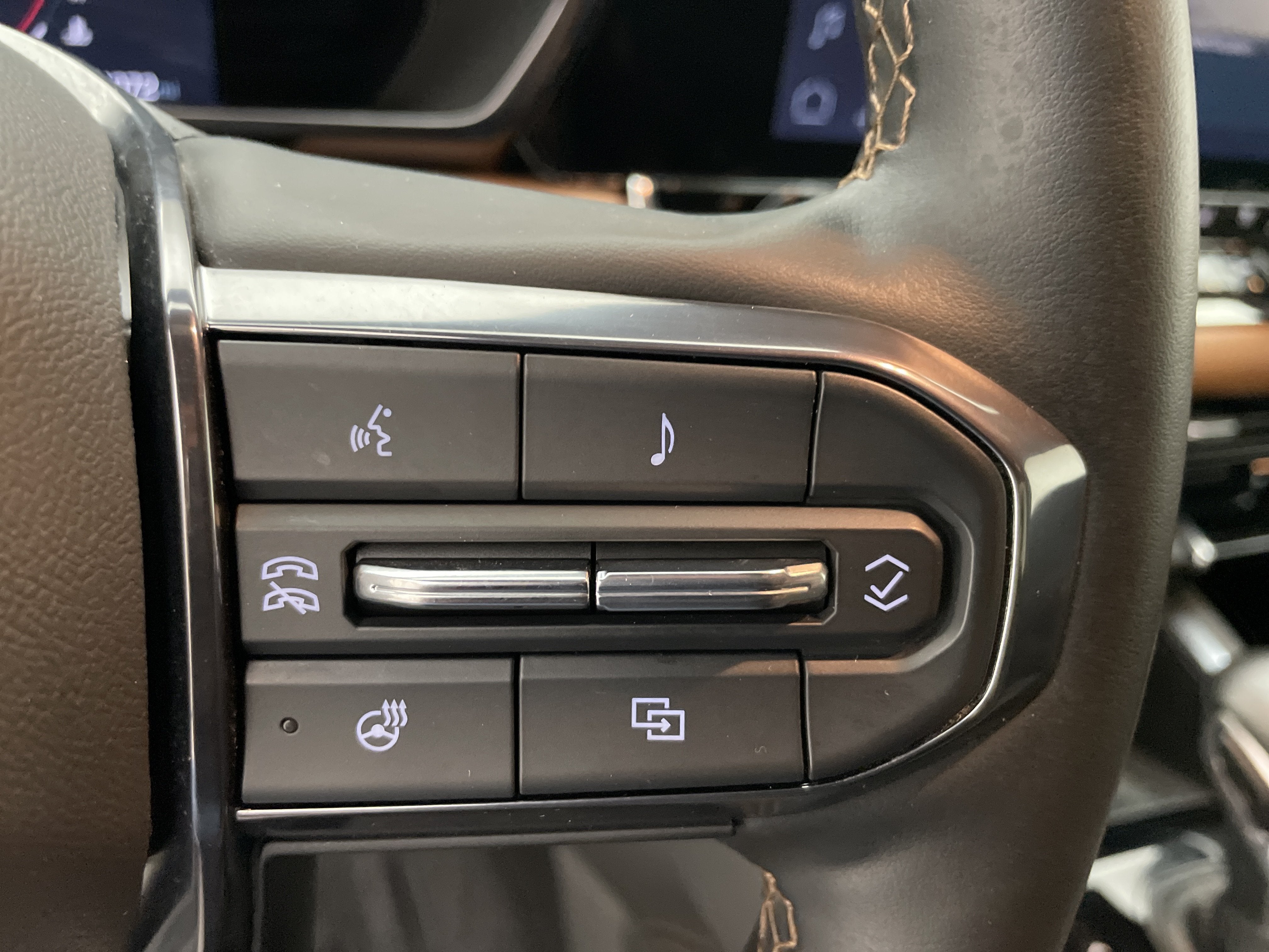 2023 GMC Canyon 4WD AT4