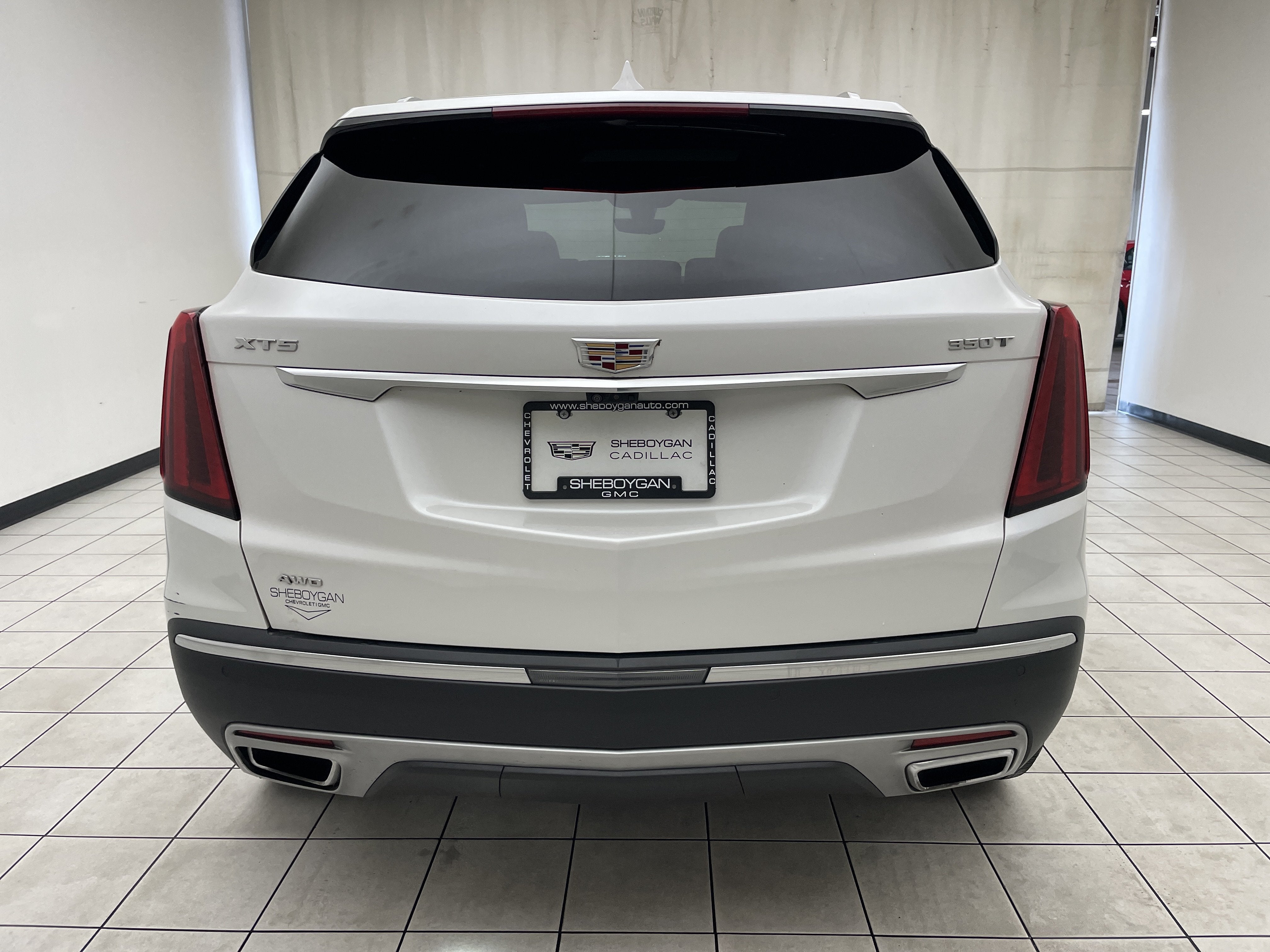 2022 Cadillac XT5 Premium Luxury