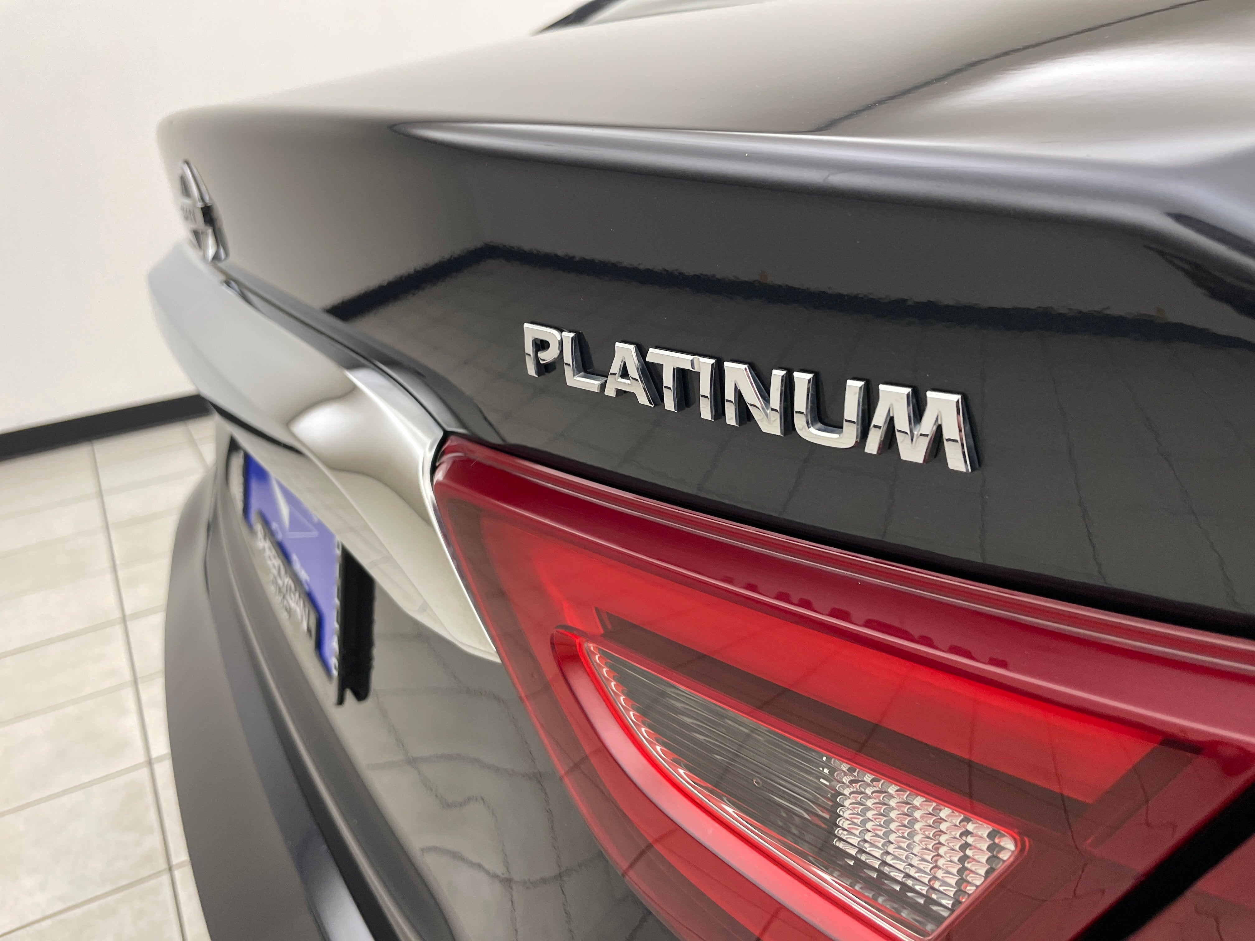 2016 Nissan Maxima 3.5 Platinum