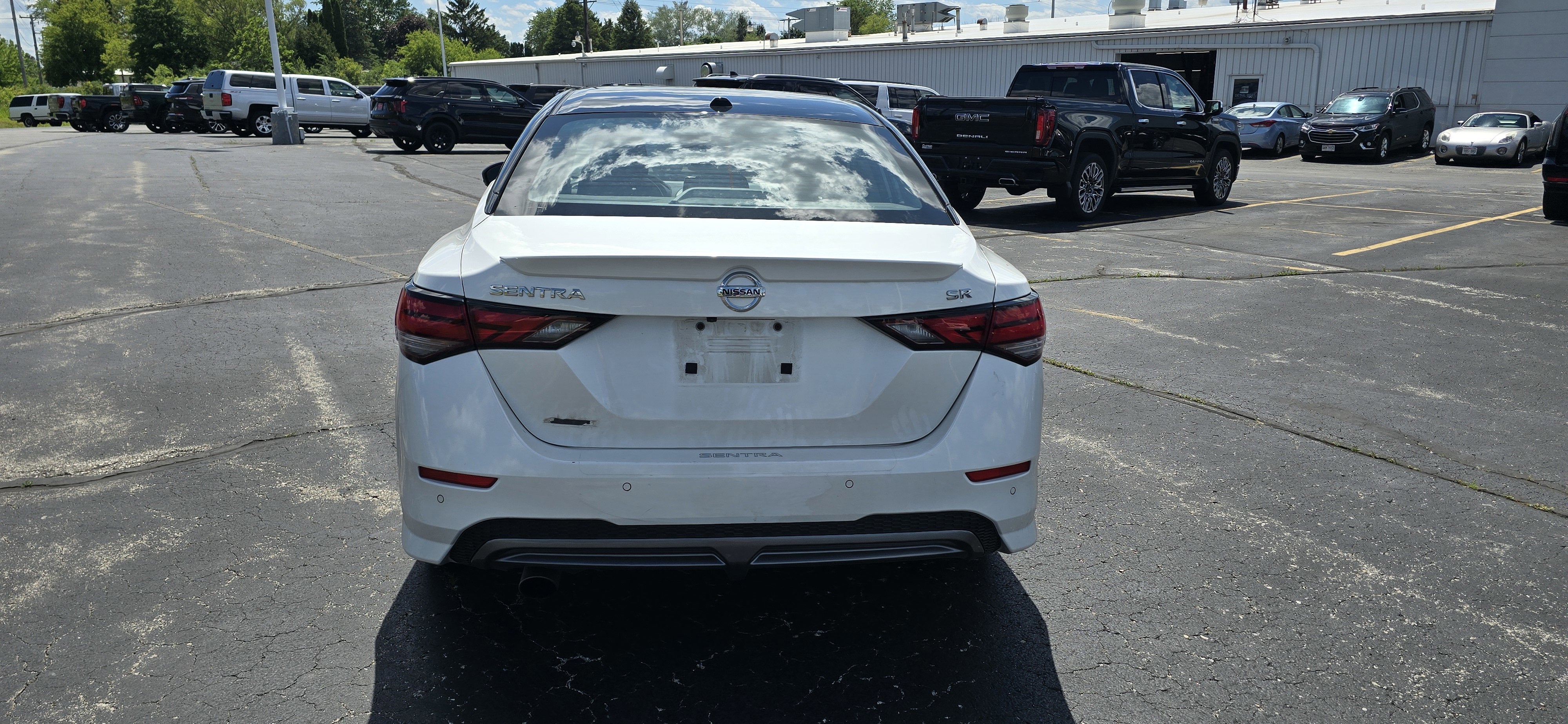 2022 Nissan Sentra SR Xtronic CVT