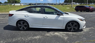 2022 Nissan Sentra SR Xtronic CVT