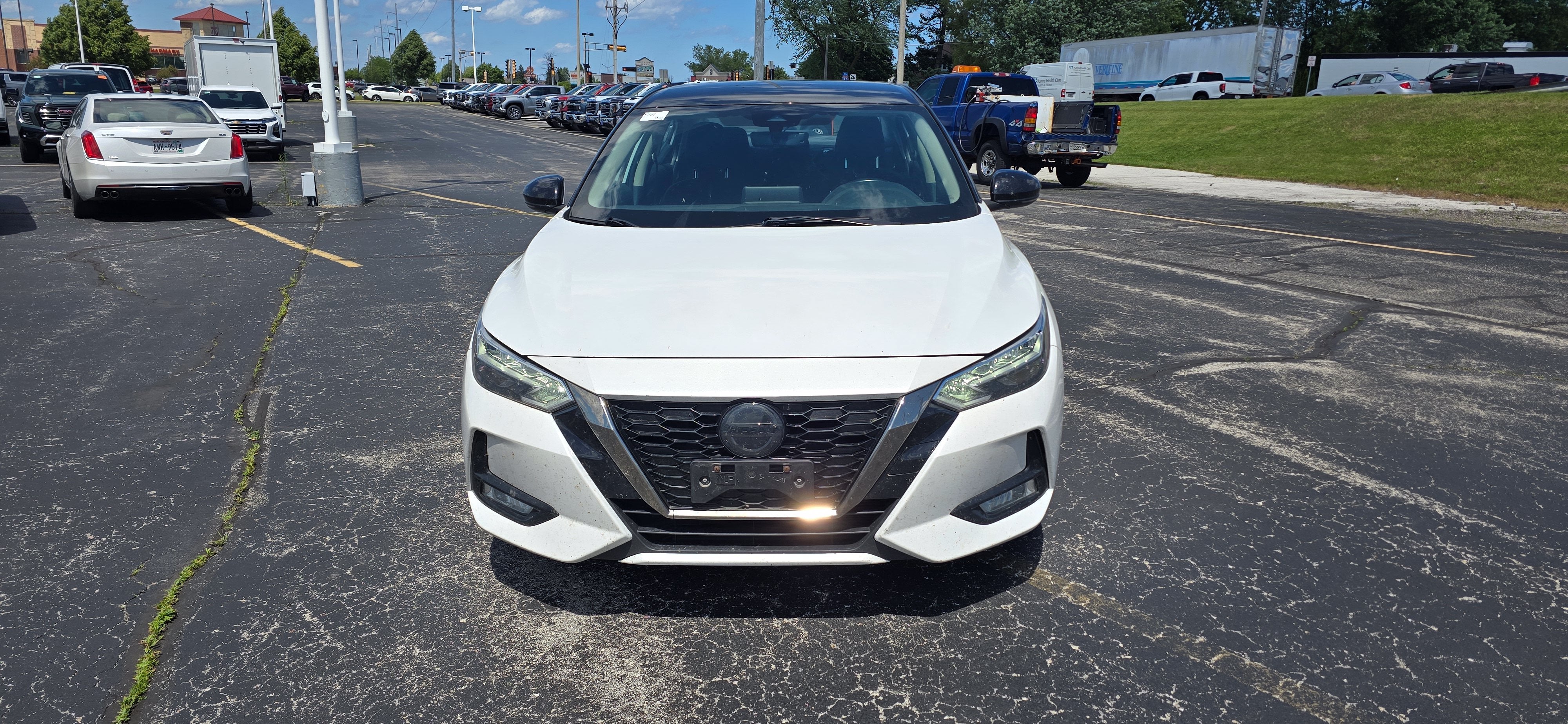 2022 Nissan Sentra SR Xtronic CVT