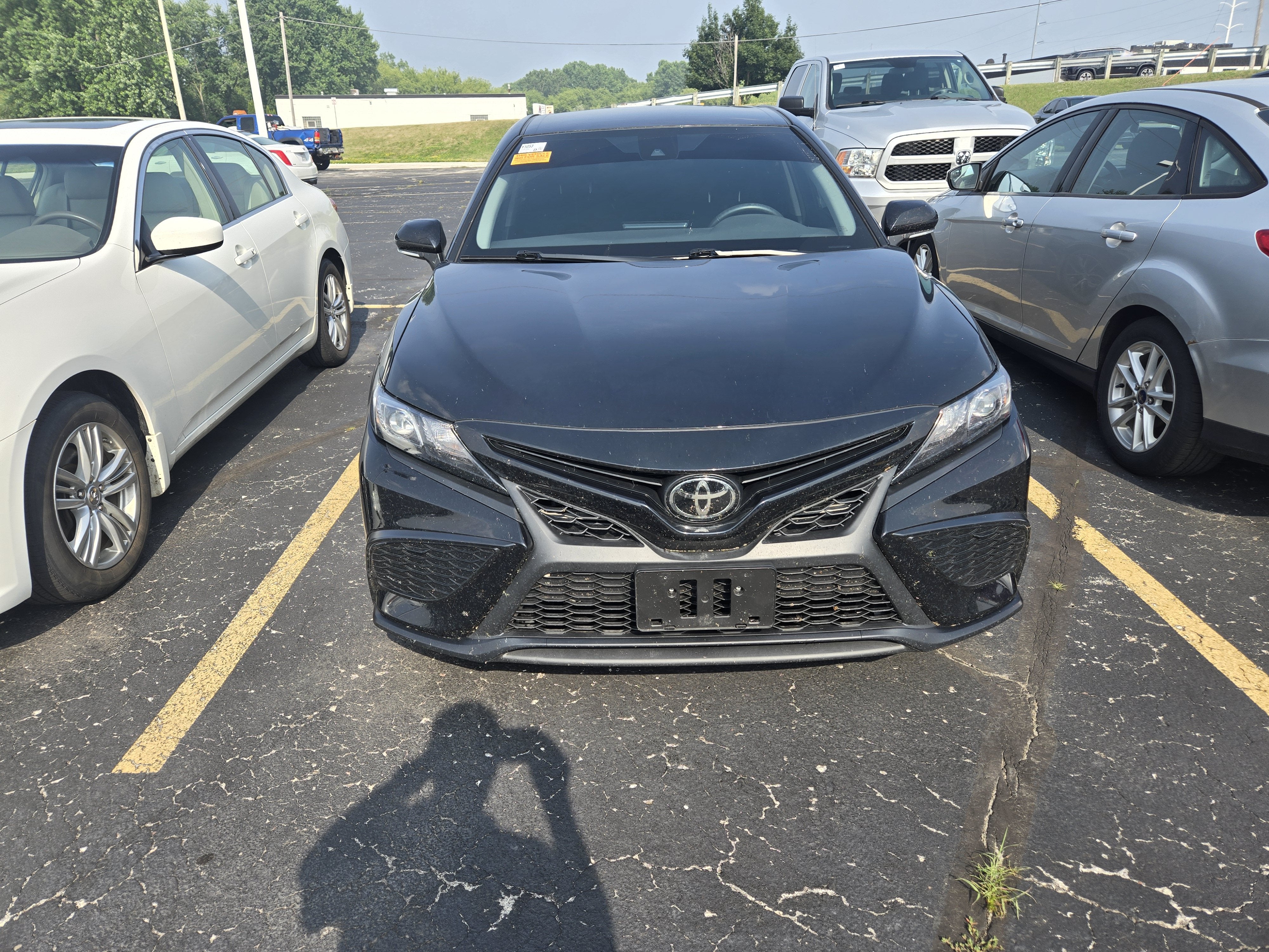 2023 Toyota Camry SE AWD