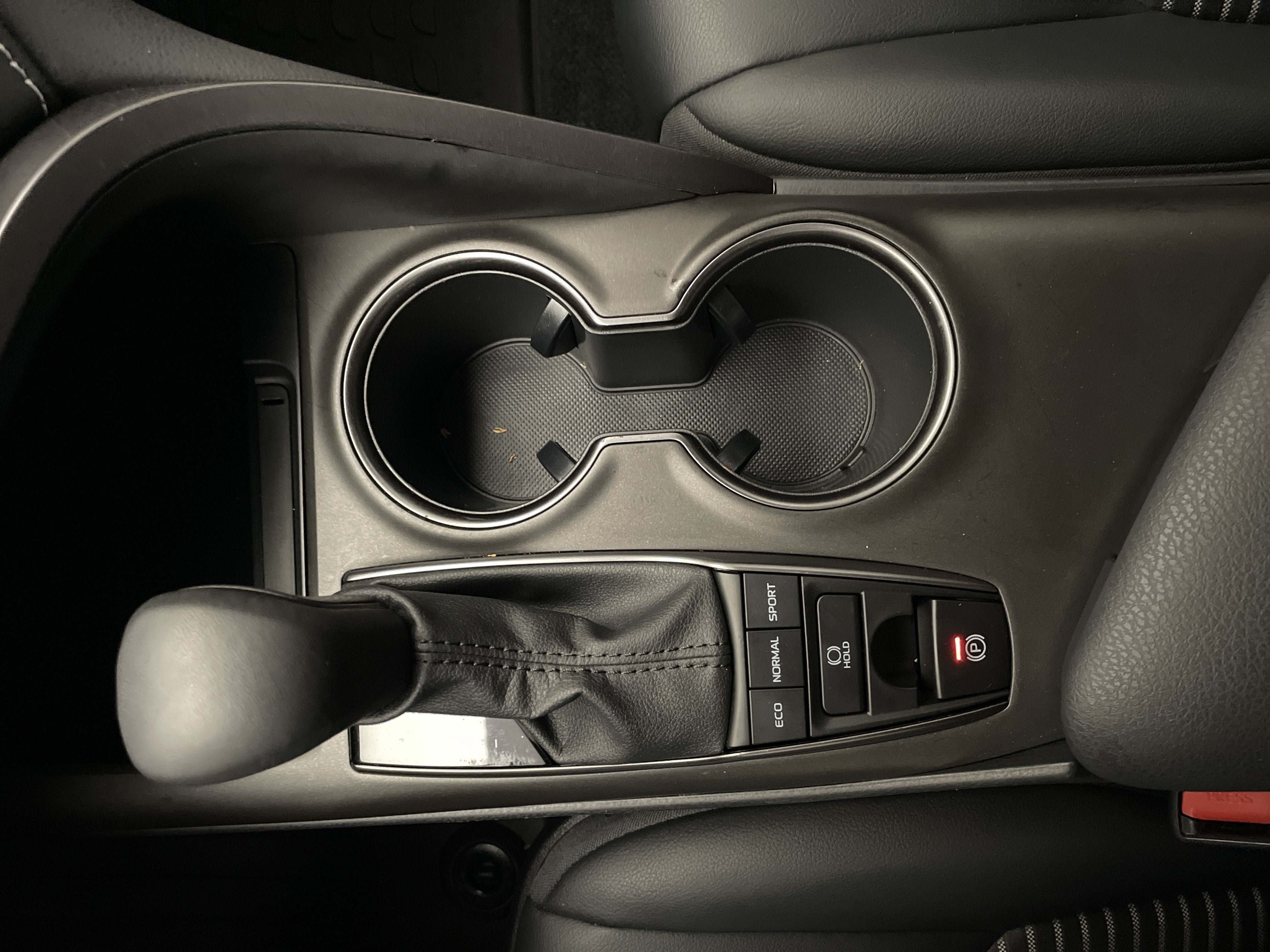 2023 Toyota Camry SE AWD