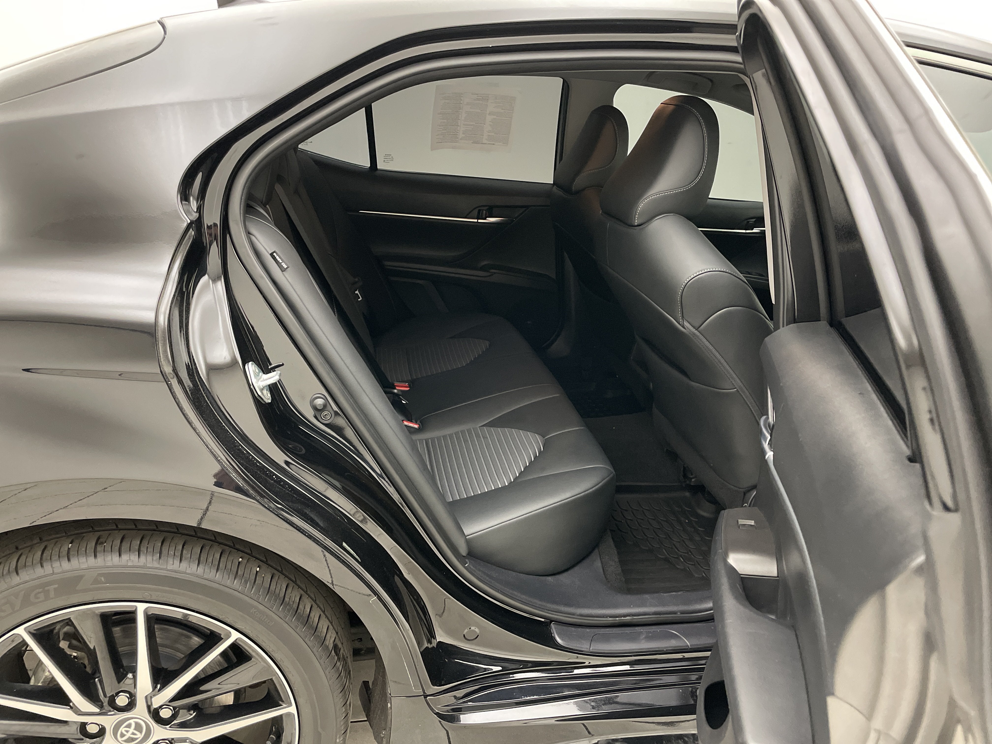 2023 Toyota Camry SE AWD